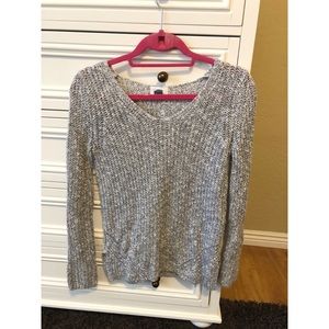 Old Navy Knit V-Neck Sweater Heathered Gray